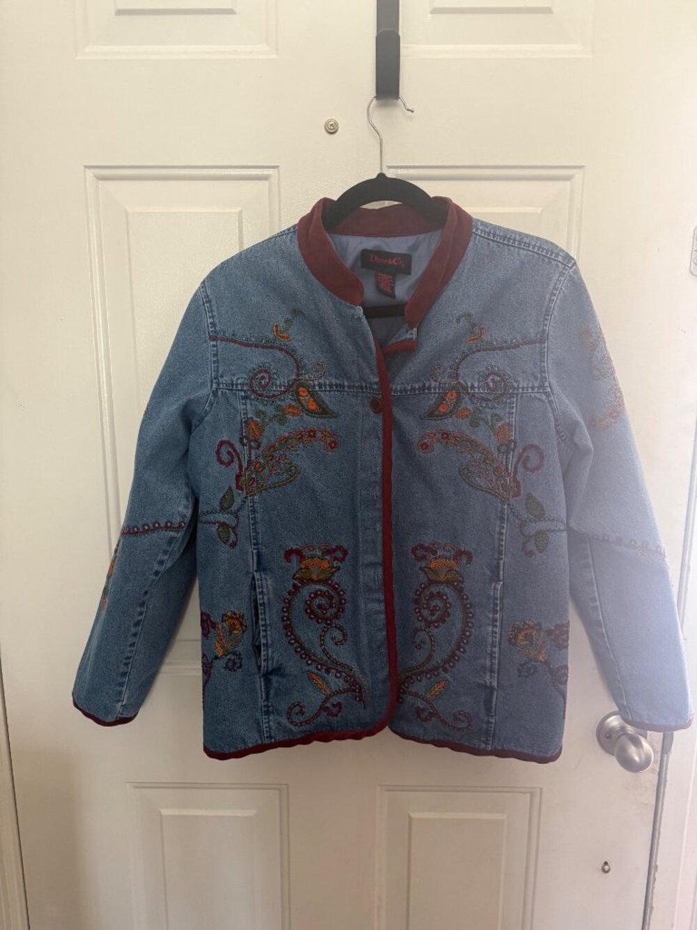 Vintage Denim & Co. embroidered denim jacket